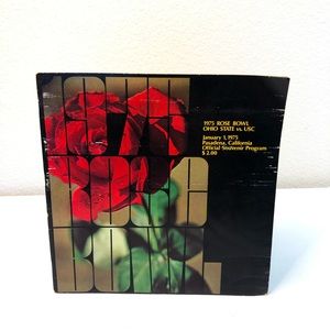 1975 ROSE BOWL OHIO State Vs USC Official Souvenir Program W Original ticket